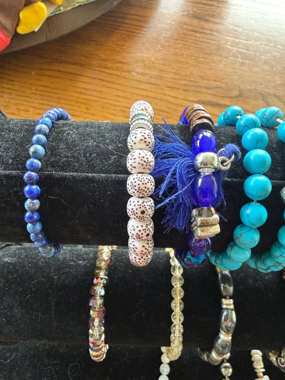 Bracelet Holder with bracelets included - Picture 2 of 7
